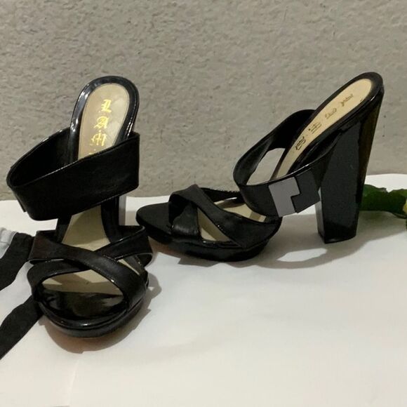 Gwen Stefani L.A.M.B. Black Patent 5” Heels size 10 - Picture 1 of 12